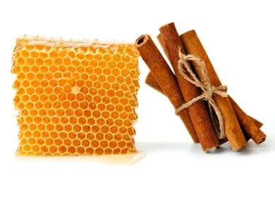 Honey and Cinnamon: Miraculous Health Benefits Just a Myth? Honey and Cinnamon: Miraculous Health Benefits Just a Myth?